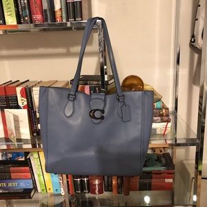 Coach Theo tote!!